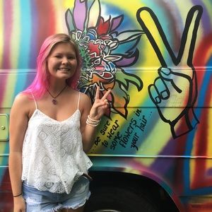 Meet your Posher, Katelyn